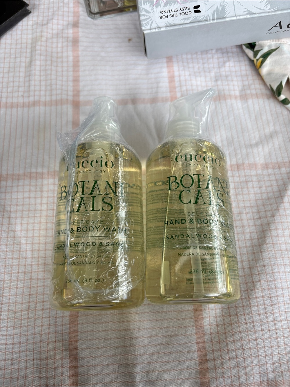 2 bottles of CUCCIO SOMATOLOGY BOTANICALS HAND & BODY WASH SANDALWOOD + SAGE